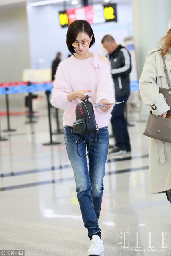 迷你款小书包让你重温校园时光!